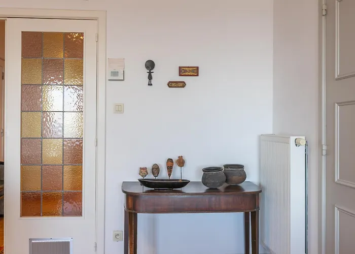 Lecomte - The Shoreline Beachview 106 * Oostende