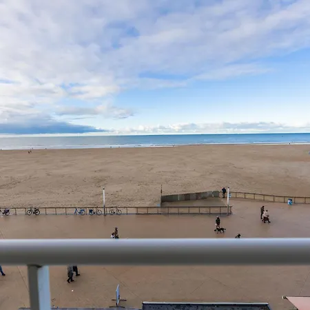 Lecomte - The Shoreline Beachview 106 오스텐드
